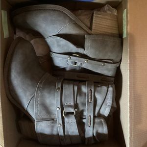 Jelly pop women’s brown boots size 7